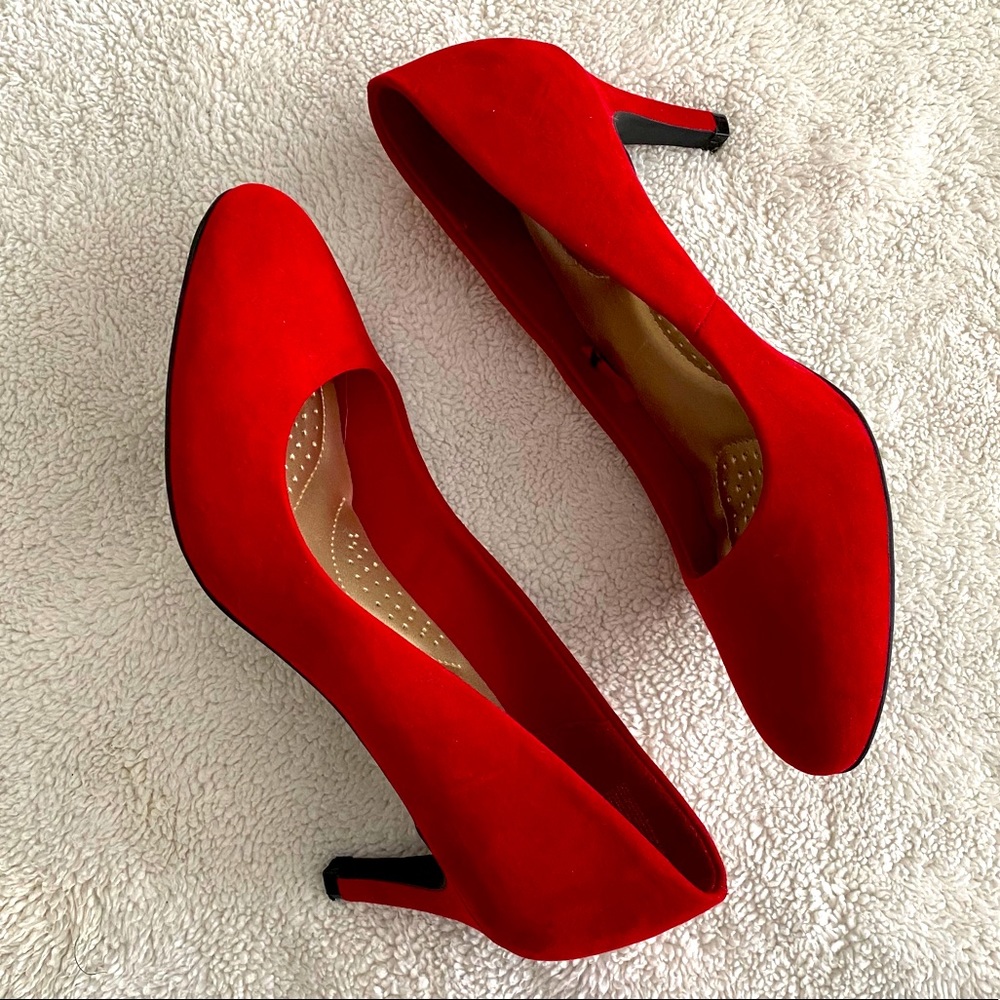 🌸 2 for 15 🌸 Dexflex Comfort Red Heels